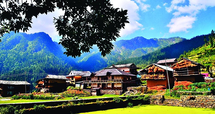 Jirbhi, Tirthan Valley for solo traveler