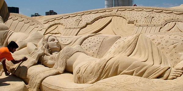 Capturing the ephemerality of sand art!
