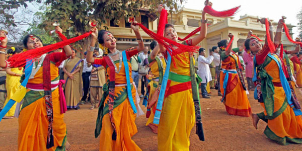 Embrace the rich cultural heritage of West Bengal at the Poush Mela