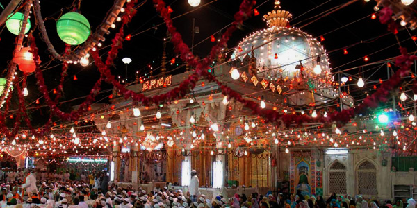 Witness the power of faith and belief at the Urs Festival in Ajmer.