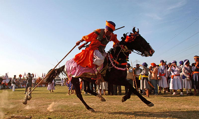 Hola Mohalla Sikh Festival Tour Package